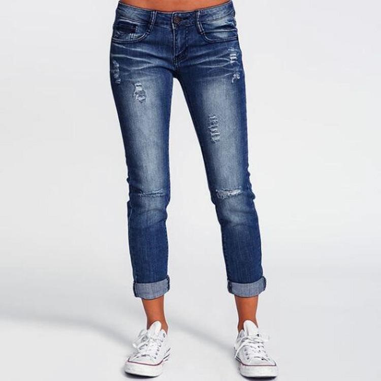 Women's Mid Rise Light Wash Knee Ripped Cropped Jeans