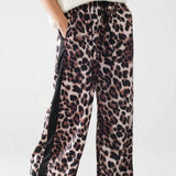 Chic Leopard Print Relaxed Wide Leg Pants