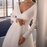 Sexy Slim V Neck White Long Sleeves Evening Party Dresses