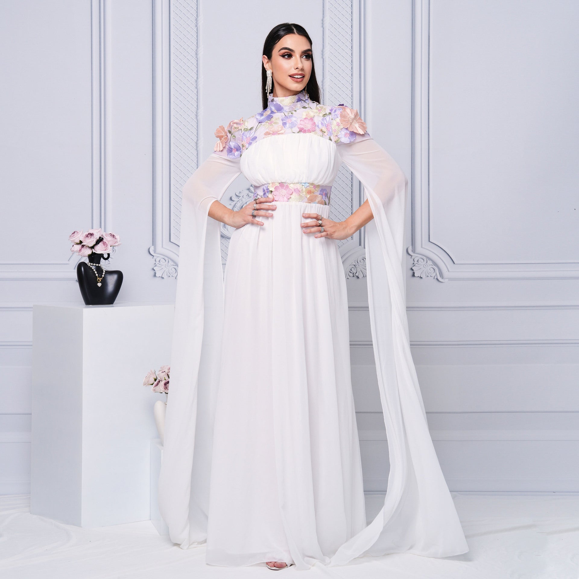 High End Turtleneck Long Cocktail Embroidered Evening Dress Bridesmaid Dress Waist Controlled Large Hem