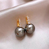 South Fashion New Light Luxury Simple Classic Pearl Women Birthday Party Gift Stud Earring