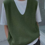 Fashionable Sleeveless Knit Sweater
