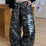Retro Camo Letter Graphic Curved Sweat Pants