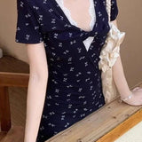 V-neck Waist-cinching Slim Floral Dress