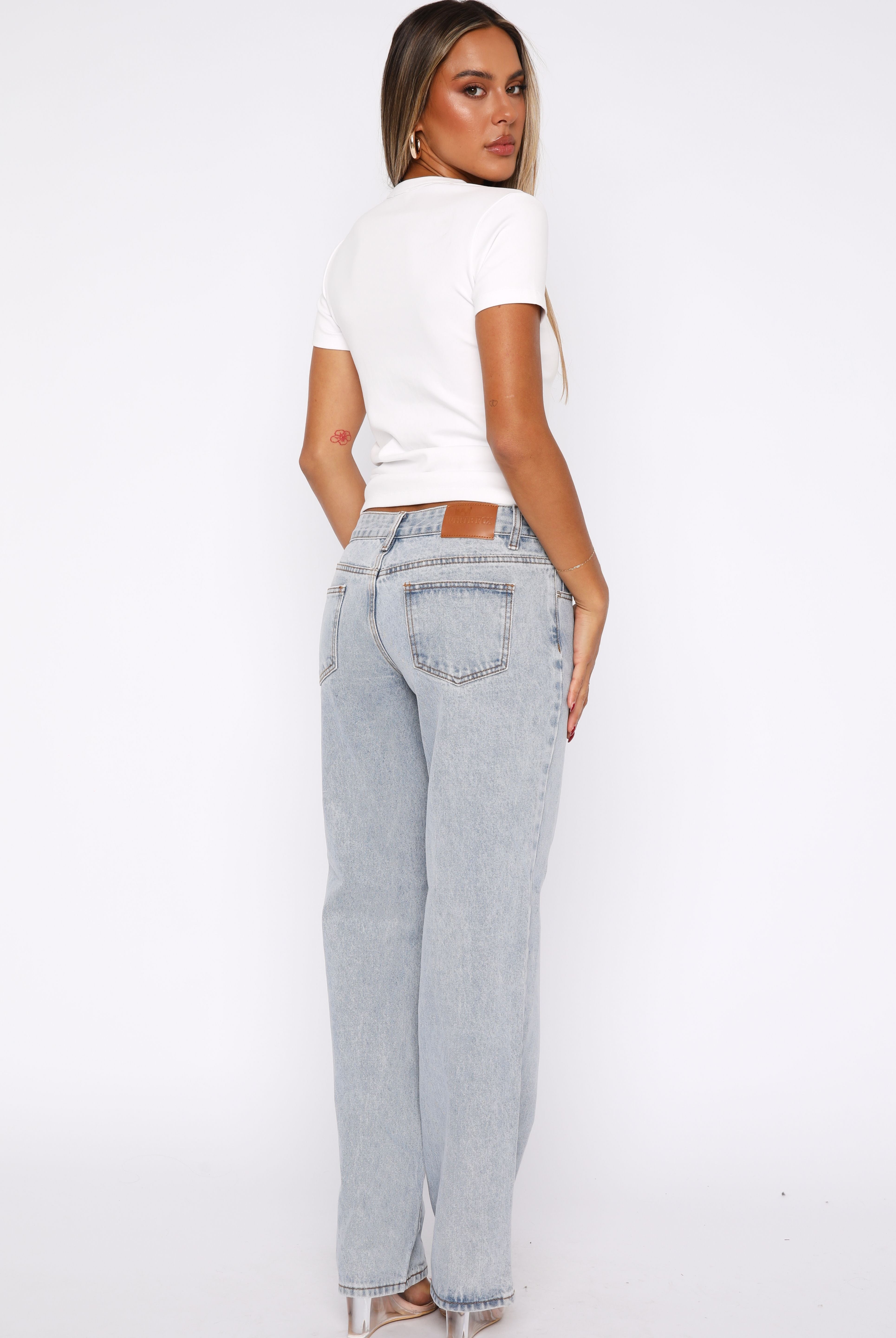 Zara Low Rise Straight Leg Jeans Light Blue