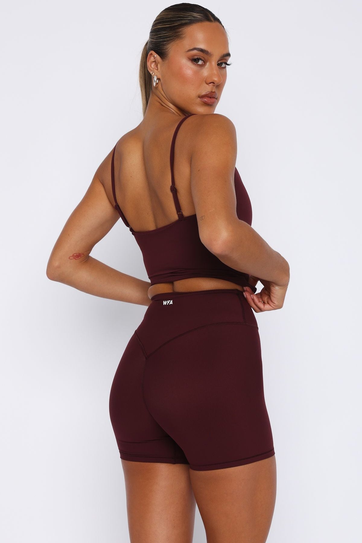 Keep Up High Waisted Shorts 4" Merlot